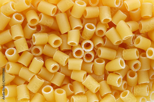 Dry small pasta in the form of short dough tubes