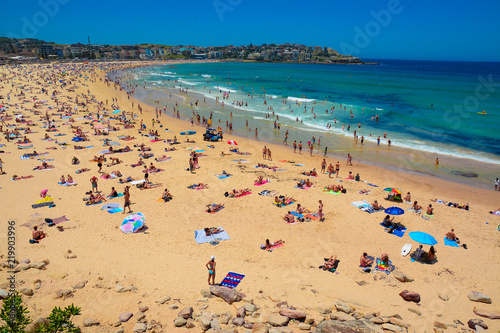 Bondi Beach full of tourists for vacation, Sydney, Australia © momo11353