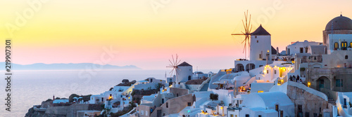 Obraz na płótnie View of Oia the most beautiful village of Santorini Island in Greece. w salonie