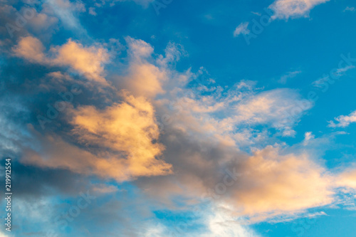 sky with cloud before sunset