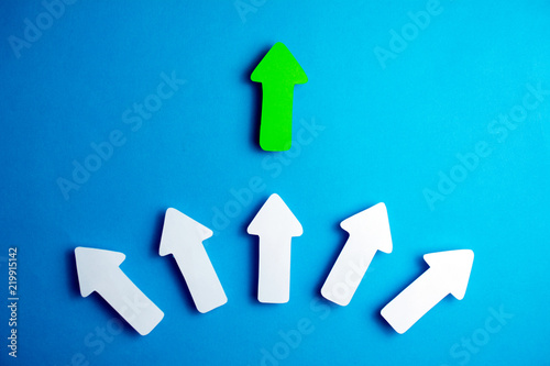 Slika na platnu white arrows on a blue background