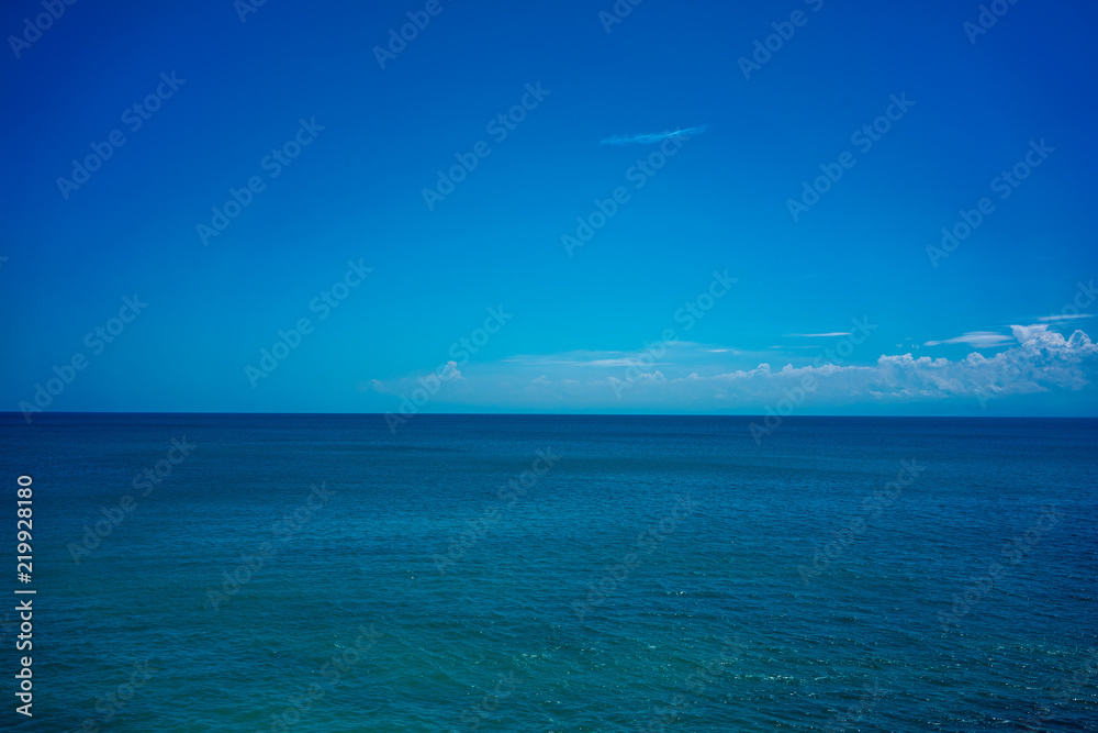 Obraz premium full frame ocean view with calm water structure