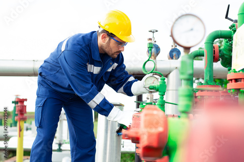 Operator in natural gas production industry photo