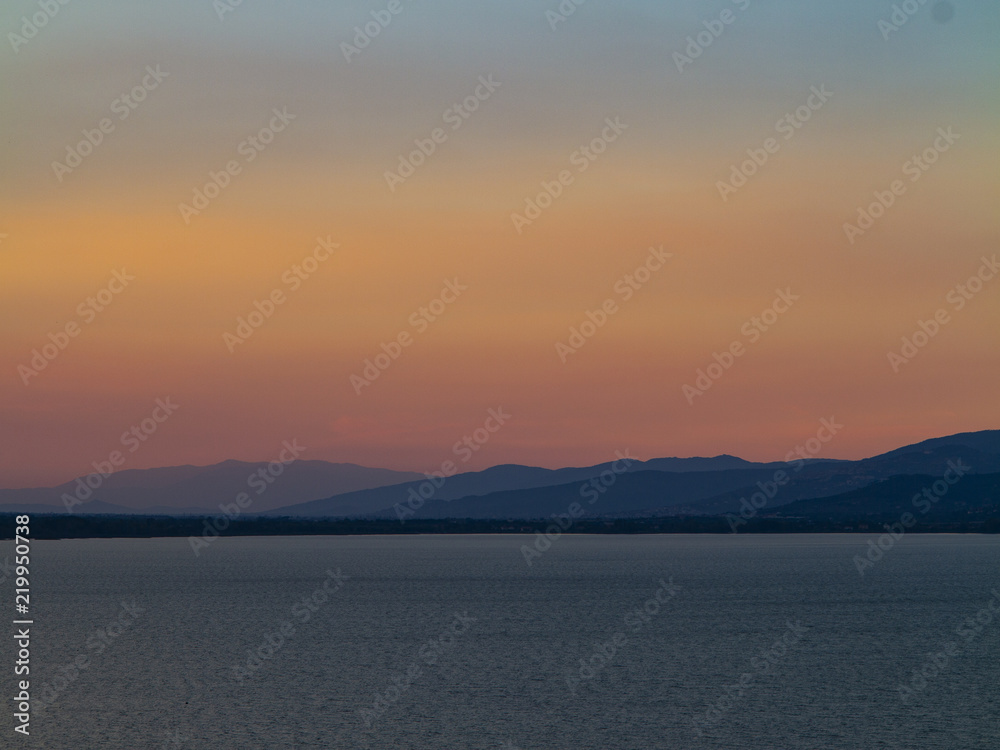 Puesta de sol en Casteglione del Lago, Lago Trasimeno