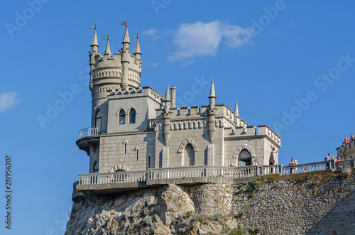Castle Lastochkino Gnezdo photo