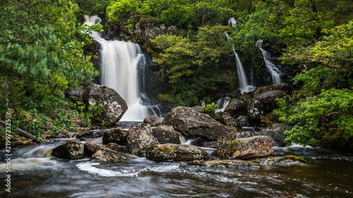 Fototapeta Naklejka Na Ścianę i Meble -  Inversnaid Waterfalls in the Scottish Highlands