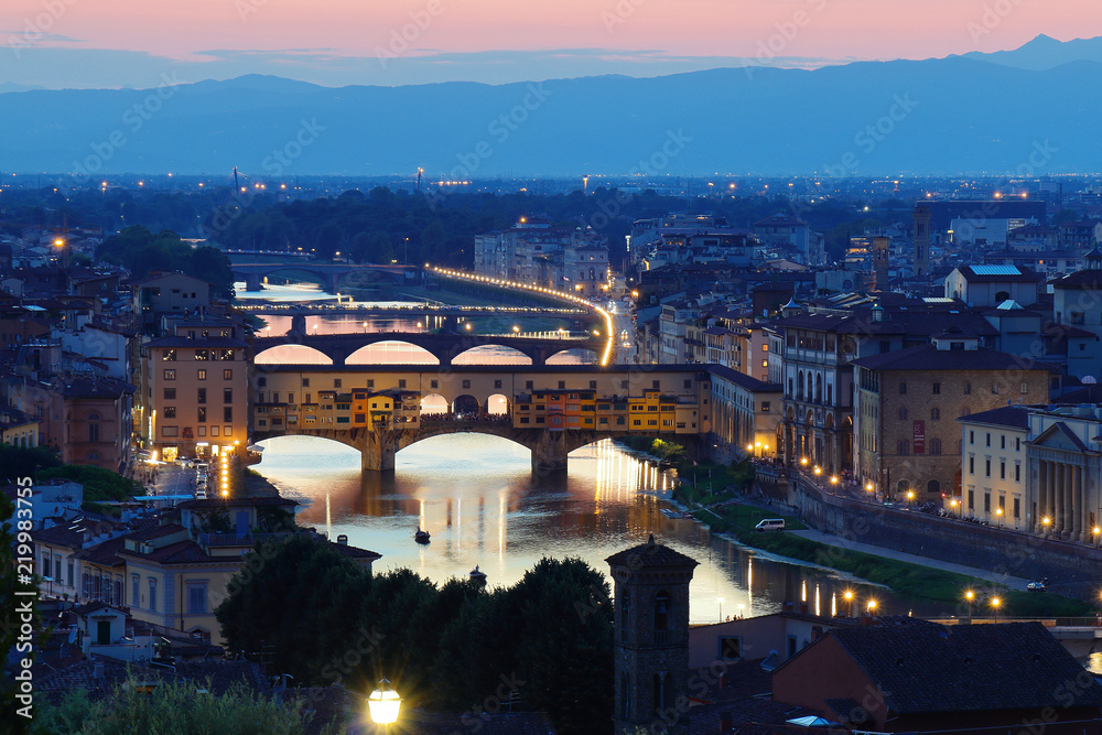 Florence Arno river and bridges