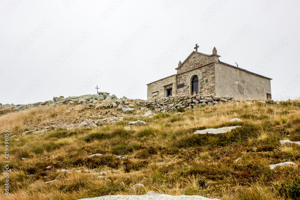 chiesa di montagna