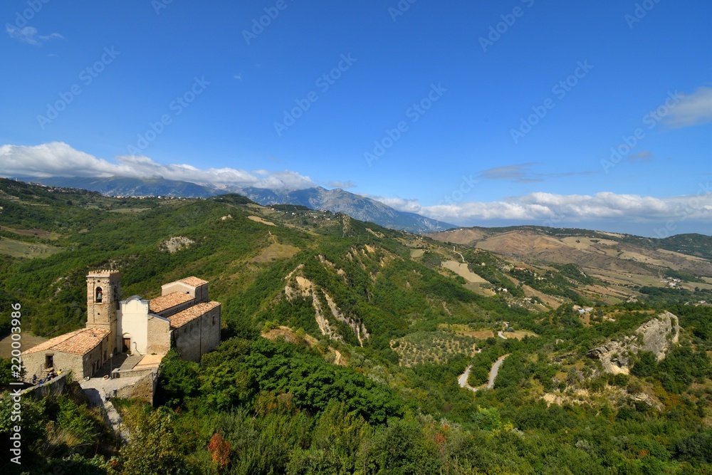 Roccascalegna - Chieti - Abruzzo - Italia. Chiesa di San Pietro