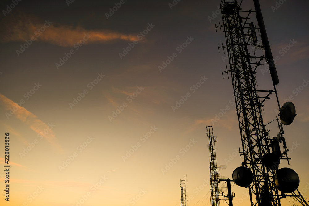 Fototapeta premium Comunicare al tramonto