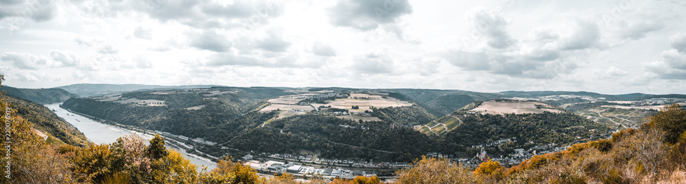 Fototapeta premium herbst panorama lorely