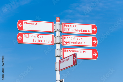 bicyclists directional signs © hansenn