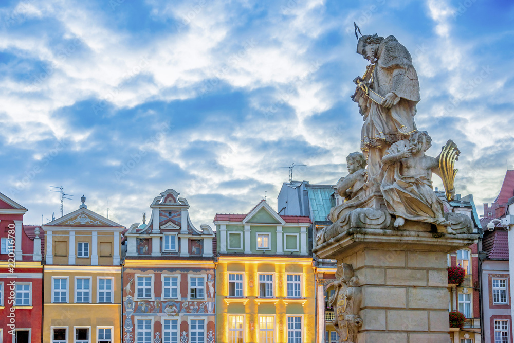 Fototapeta premium Architecture of Old Market in Poznan, Poland