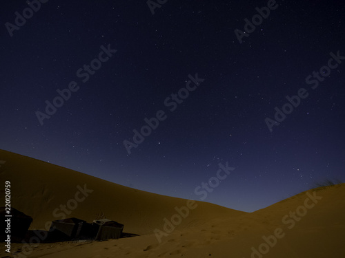 Obraz na płótnie Starry night in Sahara Desert w salonie