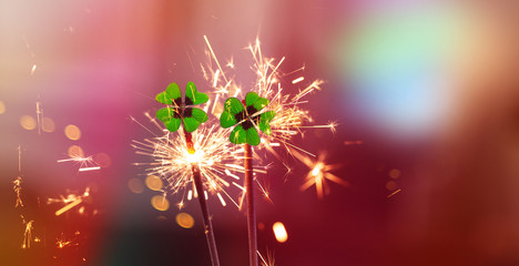 hapyy new year card with lucky charm