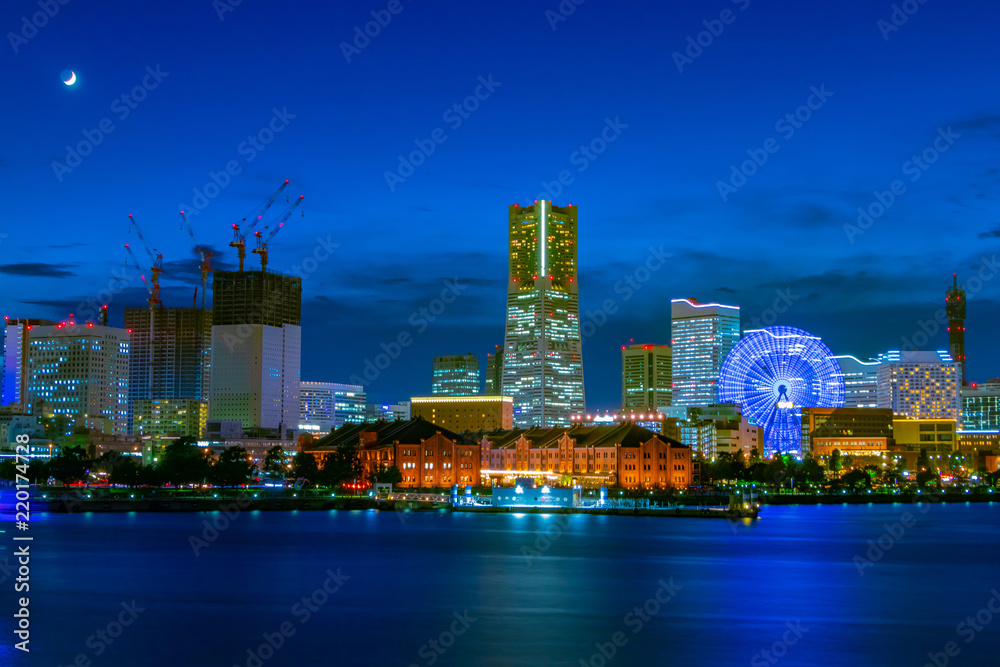 大桟橋から見たみなとみらいの夜景