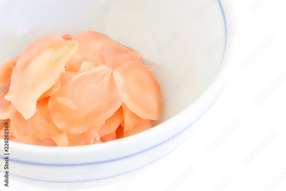 Ταπετσαρία Sliced Pickled Young Ginger In Japanese Porcelain Bowl On White Background