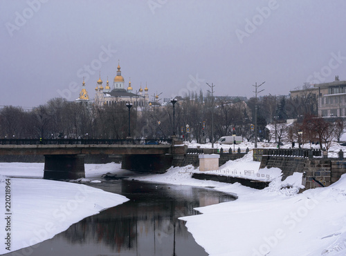 Fototapeta Naklejka Na Ścianę i Meble -  winter embankment of Kharkiv