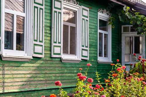 Obraz na płótnie Kraina Otwartych Okiennic / the Land of Open Shutters w salonie