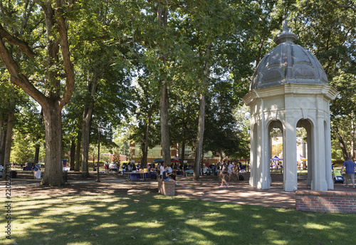 Fototapeta Students attend a career fair at East Carolina University near the cupola