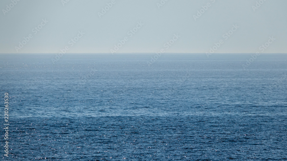 Infinite ocean. Horizon at endless sea.