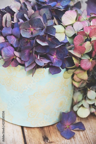 Nostalgischer Blumenstrauß - Hortensien 