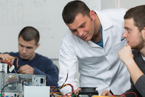 appliance electrical apprentices