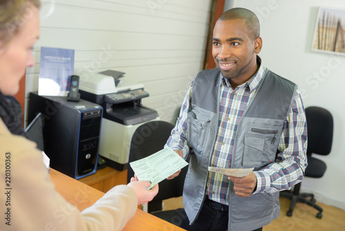 Photos worker client transaction