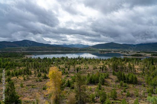 rocky mountain lake