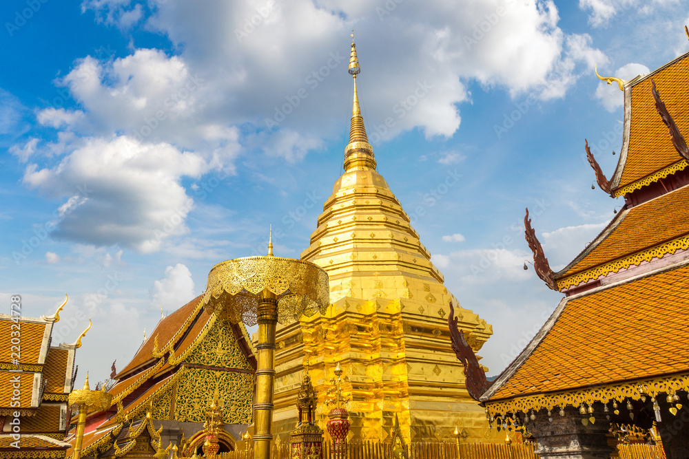 Fototapeta premium \Wat Phra That Doi Suthep in Chiang Mai