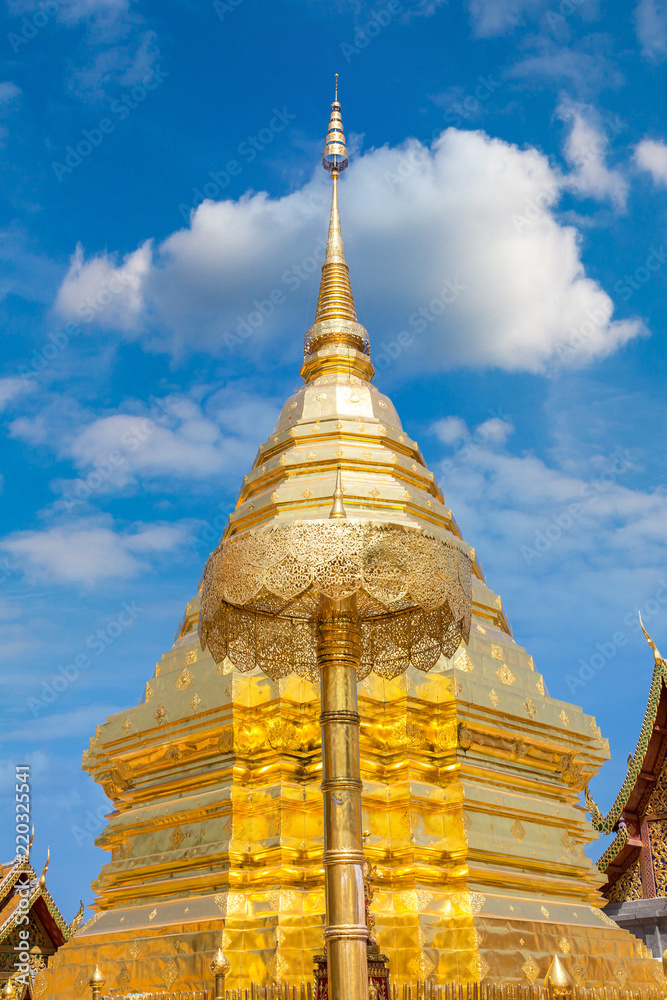 Fototapeta premium Wat Phra That Doi Suthep in Chiang Mai