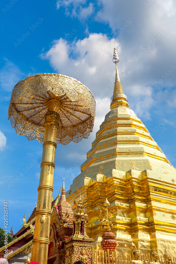 Fototapeta premium Wat Phra That Doi Suthep in Chiang Mai