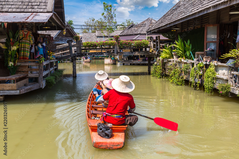 Fototapeta premium Floating Market in Pattaya