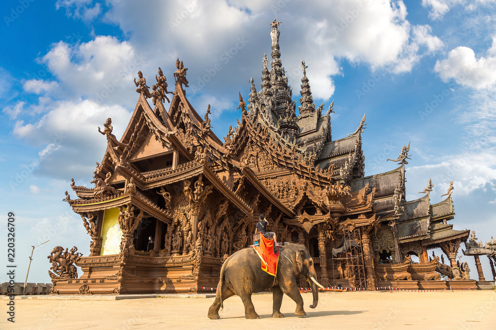 Obraz premium Sanctuary of Truth in Pattaya