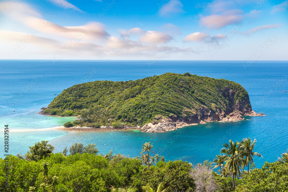 Fototapeta premium Koh Mae on Phangan island, Thailand