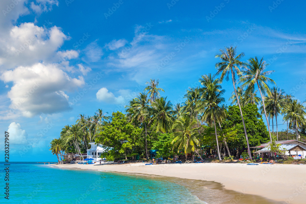 Obraz premium Tropical beach on Samui