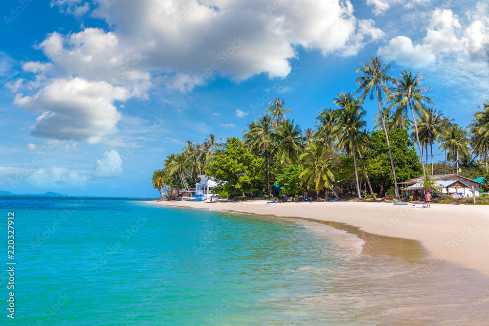 Tropical beach on Samui