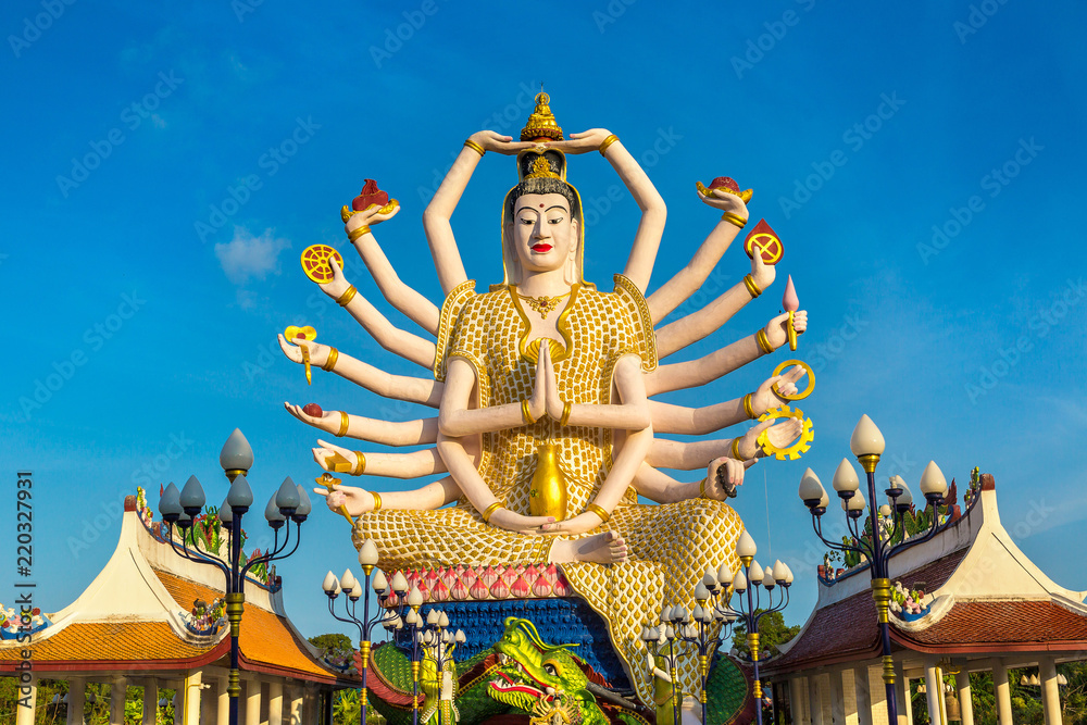 Fototapeta premium Statue of Shiva at Samui, Thailand