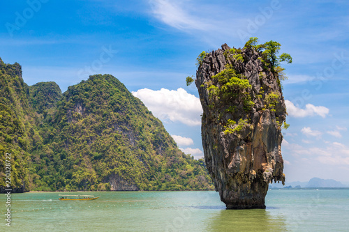 James Bond Island in Thailand © Sergii Figurnyi