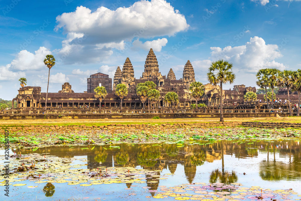 Fototapeta premium Angkor Wat temple in Cambodia