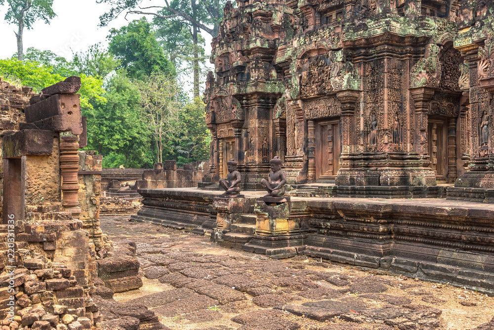 Fototapeta premium Banteay Srei temple in Angkor Wat