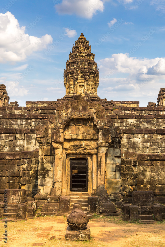 Bakong Prasat temple in Angkor Wat