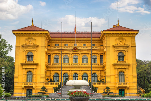 Presidential Palace in Hanoi photo