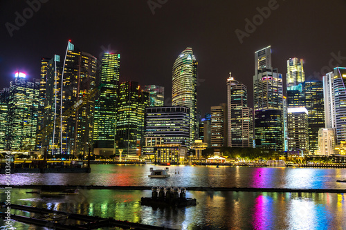 Singapore at night © Sergii Figurnyi