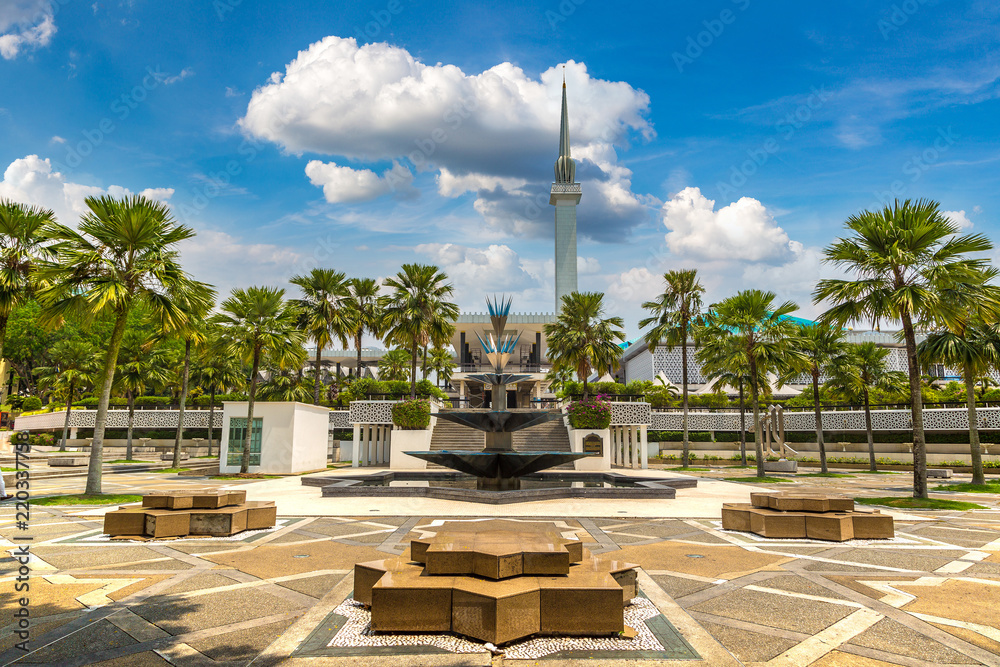 Naklejka premium National Mosque in Kuala Lumpur
