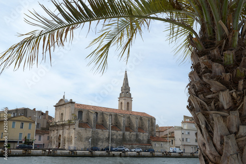 Martigues et l' église de Saint-Genest