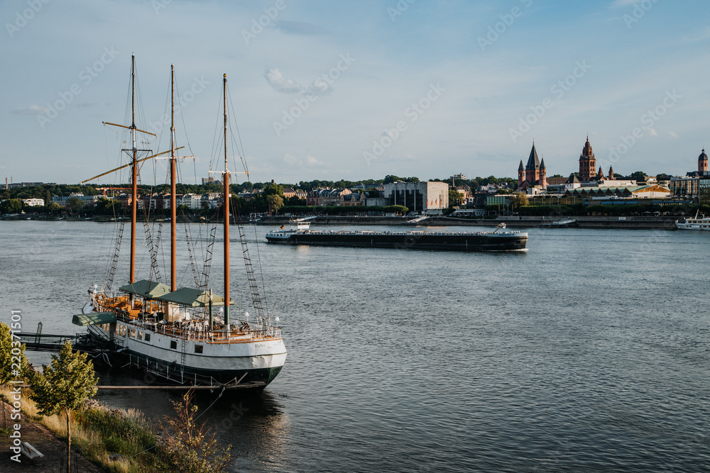 Mainz - Schiffe I Mainz - Schiffe I