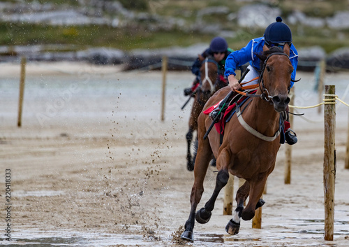 Horse racing on the beach © Gabriel Cassan