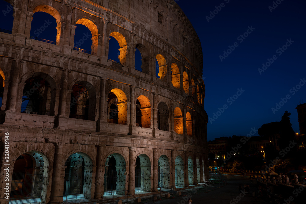 Obraz premium Rome, Italy showing ancient rome at day and night from colloseum to vatican