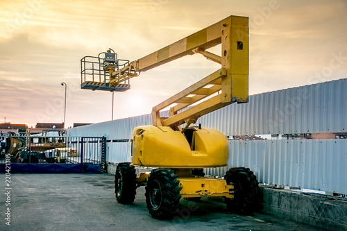 Telescopic elevator for rent